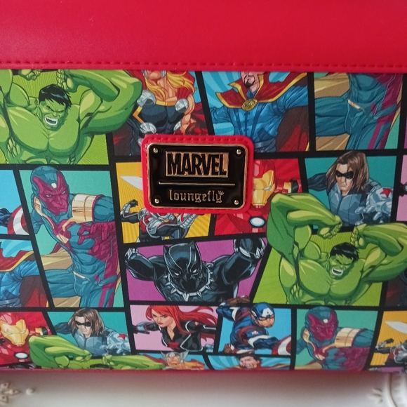 Loungefly × Marvel Avengers Crossbody Bag - Picture 6 of 13